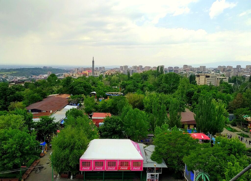 Парк Победы в Ереване